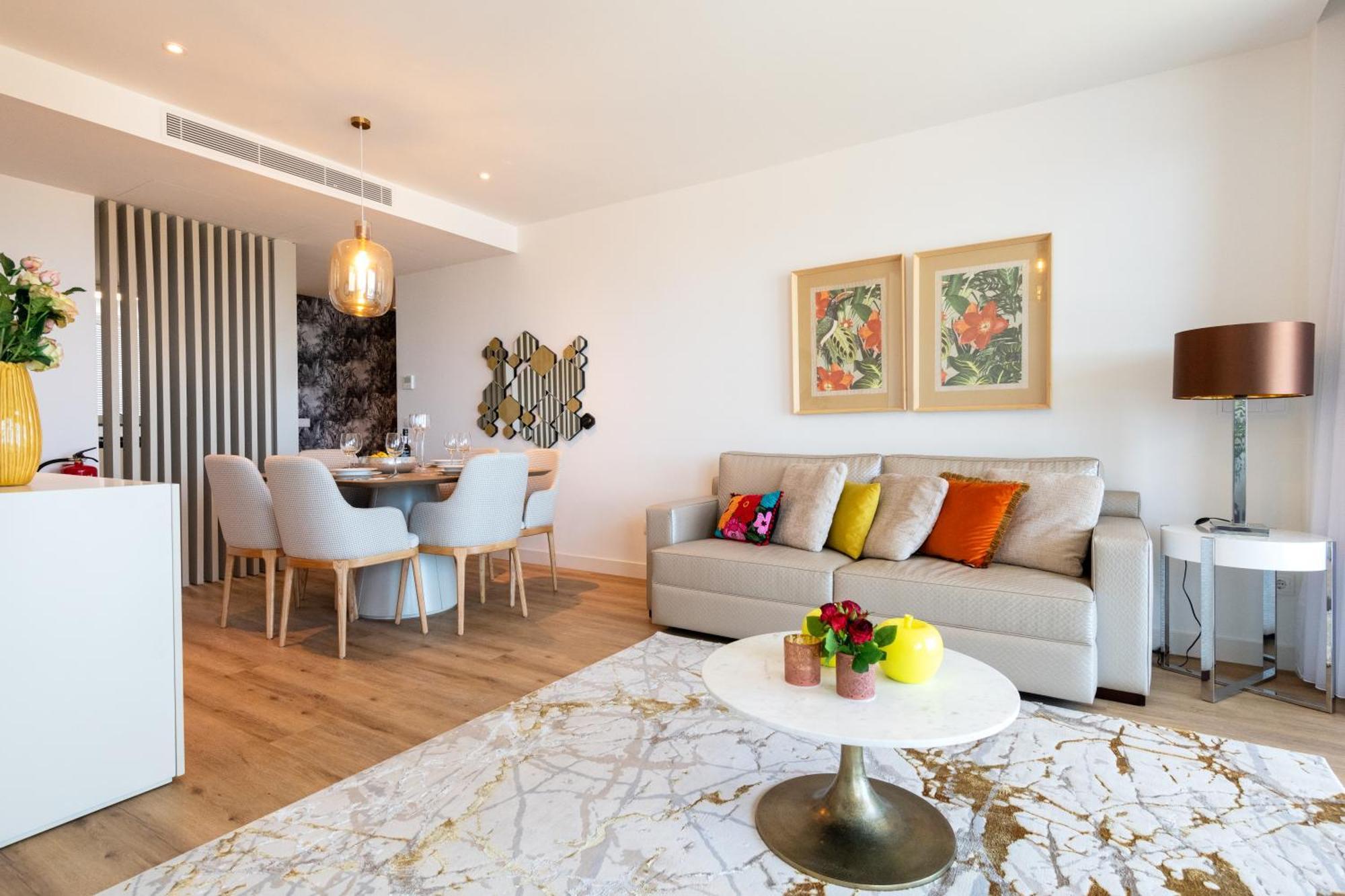 פונשל The Queen Apartment מראה חיצוני תמונה