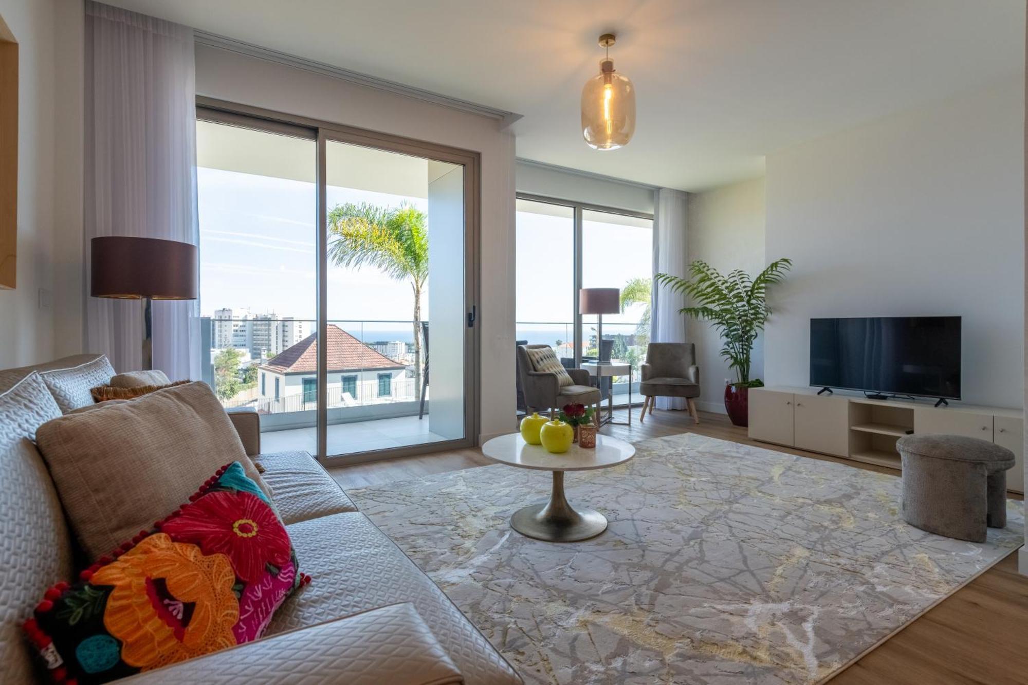 פונשל The Queen Apartment מראה חיצוני תמונה